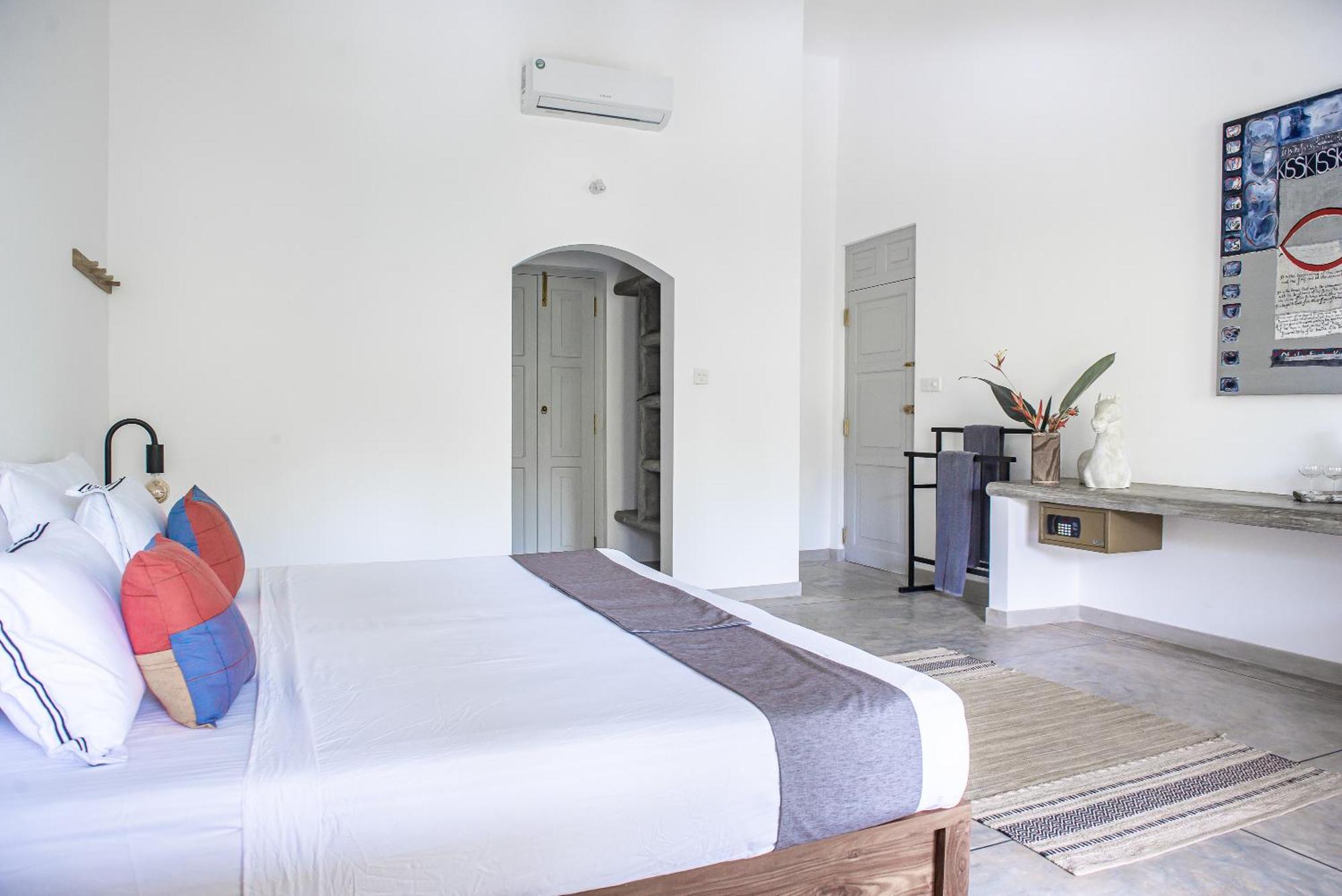 Bed and Breakfast Good Story At Nirbana Island Аханґама Екстер'єр фото